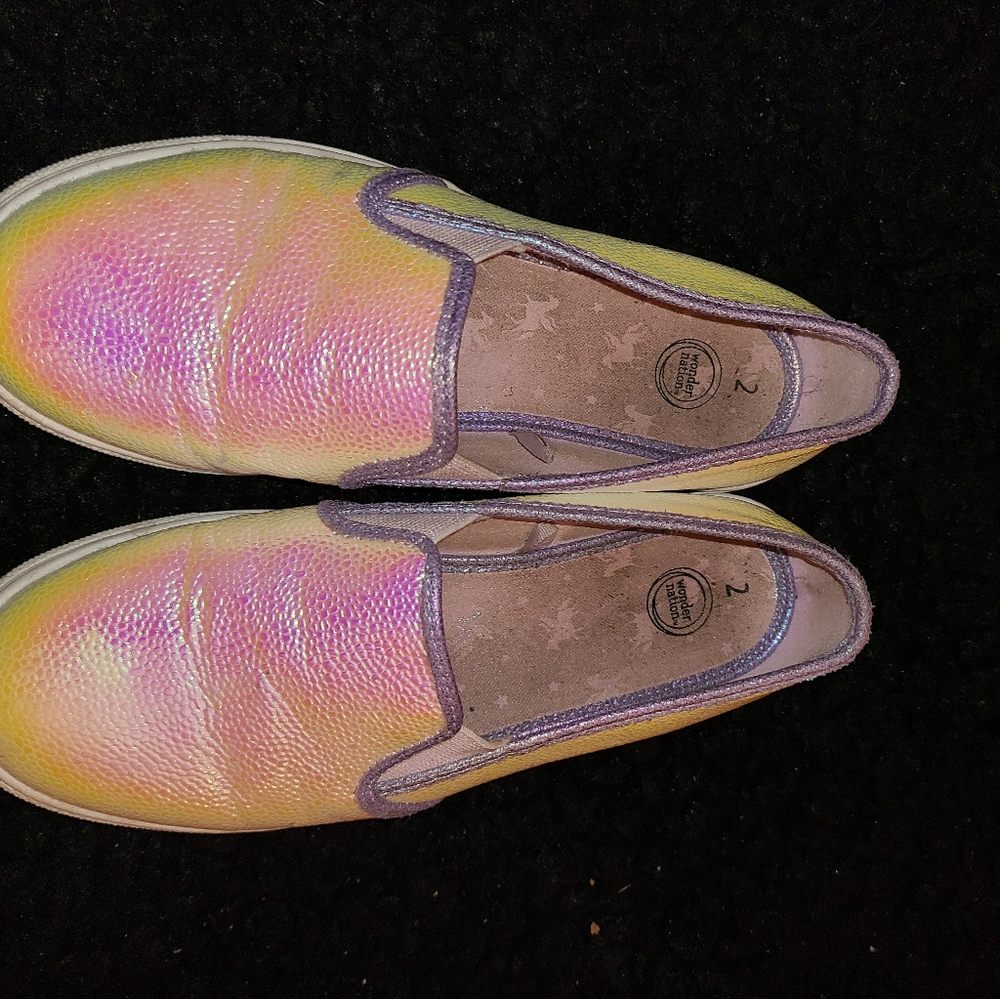 Kids wonder land shoes size 2